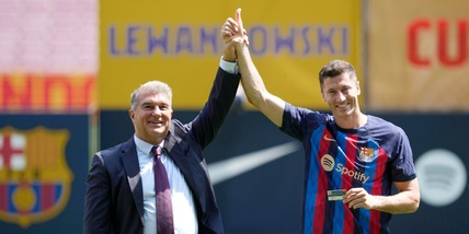 Barcellona, Lewandowski festa rovinata: la Liga ferma tutto