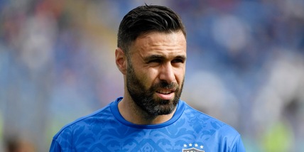 Napoli, visite mediche per Sirigu