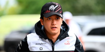 F1, Zhou: "Mi sono successe cose che a un pilota succedono in 10 anni"