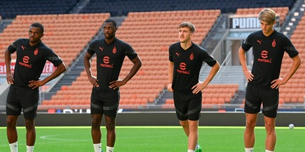 Il Milan si allena a S. Siro: De Ketelaere prepara l'esordio