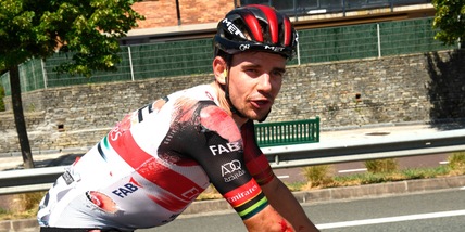 Joao Almeida leader dell'UAE Team Emirates alla Vuelta 2022