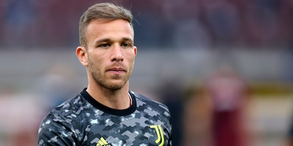 Juve, c'è anche Arthur da piazzare: la situazione