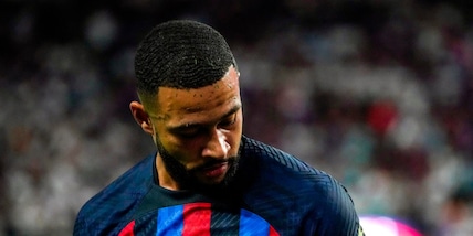 Mundo Deportivo: "Juve, a breve la decisione su Depay. Arnautovic e Milik le alternative"