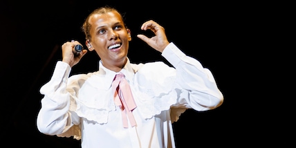 Stromae balla la pizzica e incanta alla Notte della Taranta