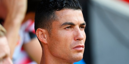 Ronaldo-Napoli, ormai si fa dura: De Laurentiis aspetta news al mare