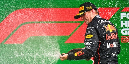 F1, Verstappen: "Bravi a non sbagliare le nostre scelte"