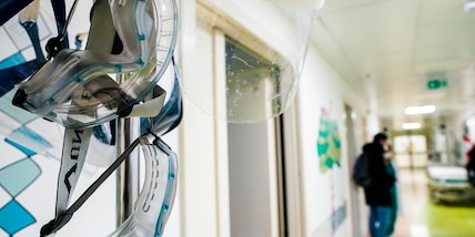 Covid, Le Foche: "Nuovi vaccini non aggiornati alle varianti"