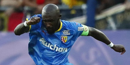 Ligue 1, il Lens di Fofana batte il Troyes di Rami e balza in testa