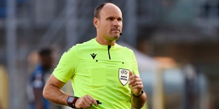 Champions League, arbitri: Schaerer per l'Inter, Lahoz per il Napoli