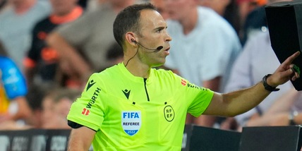 Conference League, Fernandez arbitra Basaksehir-Fiorentina