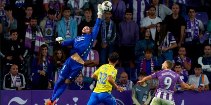 Liga, il Cadice corsaro a Valladolid: gol di Negredo nel recupero