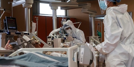 Covid, l'Iss: i ricoveri in terapie intensive 4 volte più alti senza vaccino