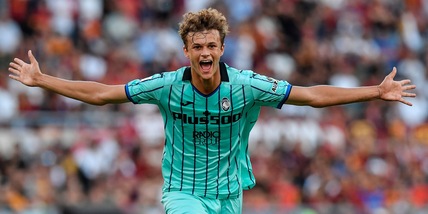 Roma-Atalanta 0-1: rosso e ko per Mourinho, Scalvini tiene Gasperini in vetta