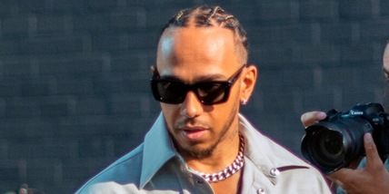 F1, Hamilton fedele alla Mercedes: "Qui per restare fino alla fine"