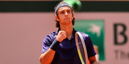 Musetti raggiunge i quarti a Sofia: battuto Lazarov in tre set