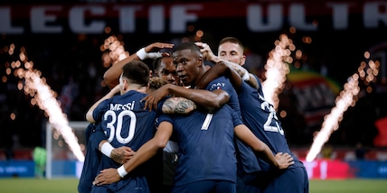 Ligue 1, Messi e Mbappé regalano la vetta al Psg