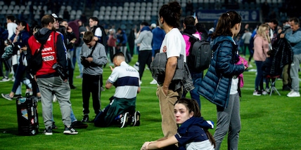 Caos in Argentina, incidenti prima di Gimnasia-Boca Juniors: un morto