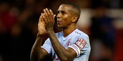 L'ex Inter Young non basta all'Aston Villa: Gerrard fa 1-1 a Nottingham