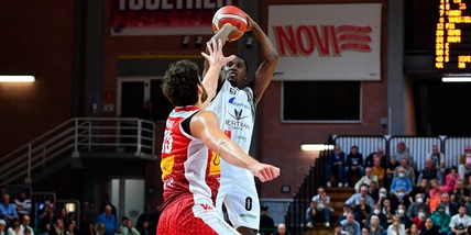 Serie A, Tortona batte Pesaro con brivido. Virtus dominante a Verona