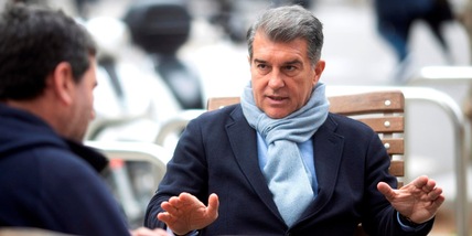 Clasico, bufera Laporta: cacciato dallo spogliatoio dell’arbitro e figlio arrestato