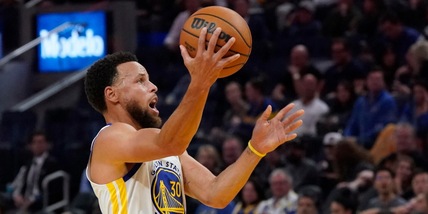 Nba, Golden State vola sulle ali di Curry: Sacramento ko