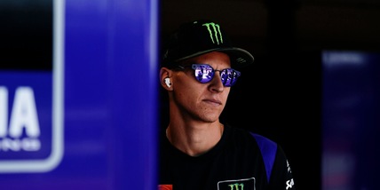 MotoGP. Quartararo, il titolo val bene un dito: si opera dopo Valencia