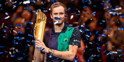 Atp Vienna, Medvedev trionfa: battuto Shapovalov in rimonta