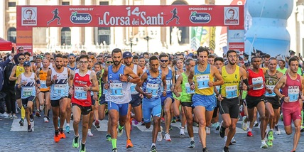Marcell Jacobs dà il via ai 2400 runner de La Corsa dei Santi