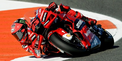 MotoGP Valencia: Pole Martin, Bagnaia ottavo, Quartararo in seconda fila
