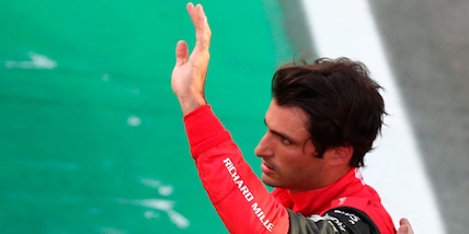 F1 Ferrari, Sainz e la minaccia Mercedes: "Hanno recuperato tantissimo"