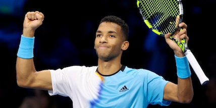 Atp Finals Torino, Auger-Aliassime batte Nadal: poi scrive in italiano sulla telecamera