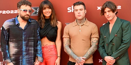 X Factor quarto Live: torna Cattelan. Gli inediti e l'eliminato