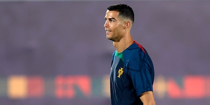 Il Manchester United dimentica presto Ronaldo: il post per Bruno Fernandes e Dalot