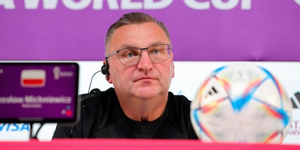 Polonia-Arabia Saudita, Michniewicz: "Lewandowski? Non cambia nulla, deciderà lui se tirare ancora il rigore"