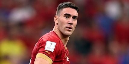 Vlahovic tiene in ansia Serbia e Juve. Stojkovic: "Siamo preoccupati"