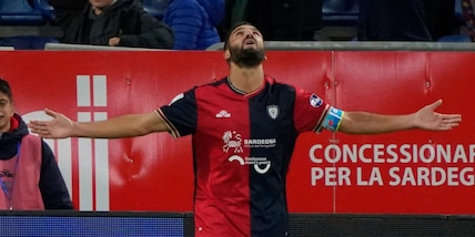 Cagliari-Parma 1-1: Pavoletti salva Liverani, che errore Chichizola