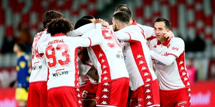 Botta… boom, poker Bari al Modena: sorpassato il Genoa