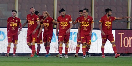 Serie C, il Foggia frena il Catanzaro: è 0-0 allo Zaccheria