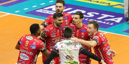 Perugia continua a correre, espugnata Monza