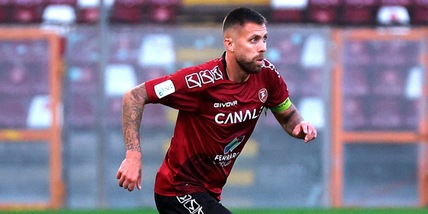 Reggina, Menez rassicura tutti dopo il malore e lo spavento contro il Bari