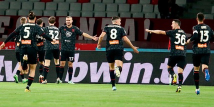 Bari-Genoa 1-2, Gilardino sorpassa Mignani: espugnato un San Nicola da record