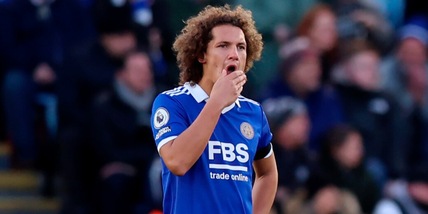 Liverpool-Leicester, notte horror per Faes: due clamorosi autogol in 7'