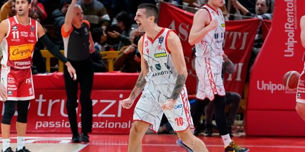 Serie A, Reggio Emilia torna a vincere: battuta Pesaro 95-76