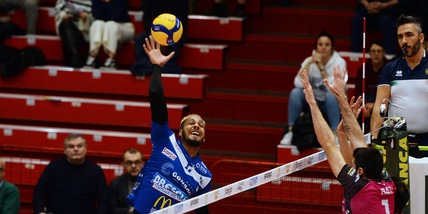 Vibo fa il vuoto, Castellana cade a Ravenna