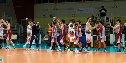 BEA Chieri - C Gold. L'infermeria non si svuota, Valsesia ne approfitta e vince