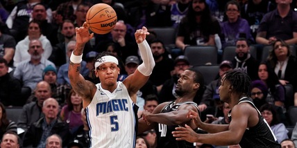 Nba, i Suns rovinano il ritorno di Curry. Bene Banchero e i Magic