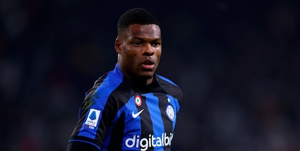 Inter, su Dumfries pressing del Chelsea. Ma occhio a United e Tottenham