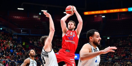 Tortona si arrende a Milano, la Virtus Bologna ringrazia Teodosic