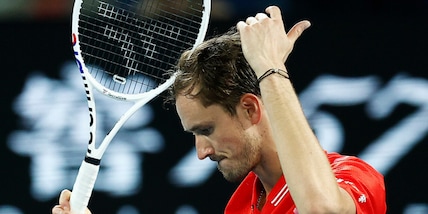 Australian Open, out Medvedev e Norrie. Bene Tsitsipas e Auger-Aliassime