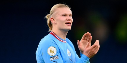 Haaland infinito: quarta tripletta in 19 partite di Premier League! Superata una leggenda del calcio